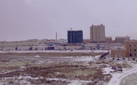 ů[]