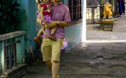 мLuZ210